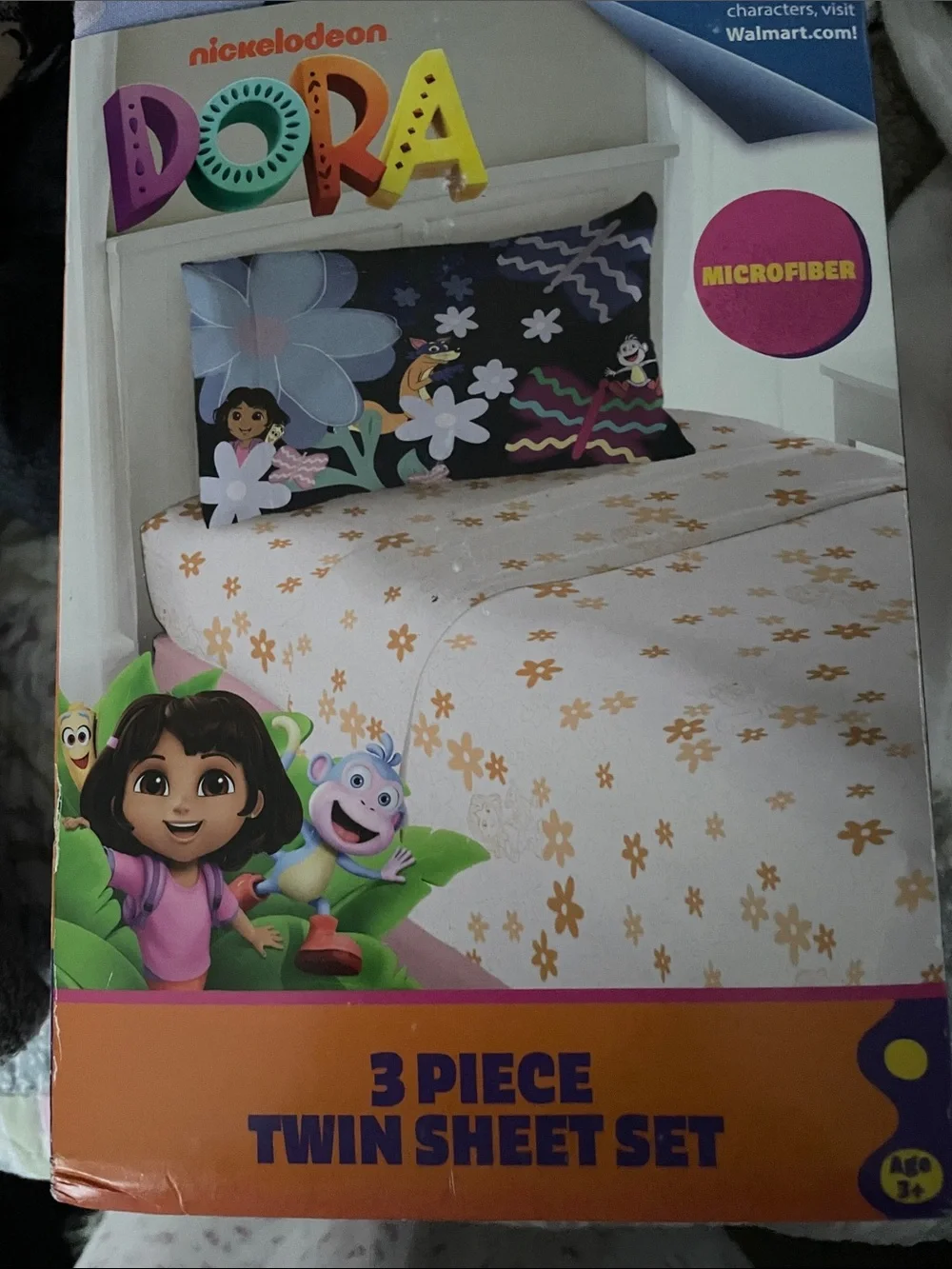 Nickelodeon Dora Twin Sheet Set - White and Gold Floral Accents